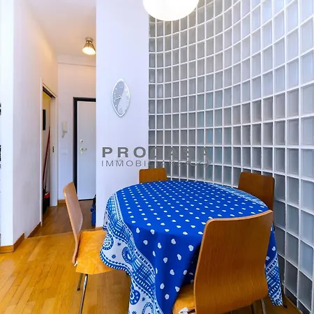 Pretty With Terrace And Parking Apartman *