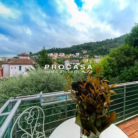 Pretty With Terrace And Parking Apartman La Spezia